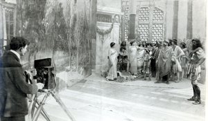 Actores de la Academie y Comedie Francaise filmando el Retour d